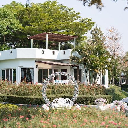 Villa Reina Resort ノンナムデン エクステリア 写真