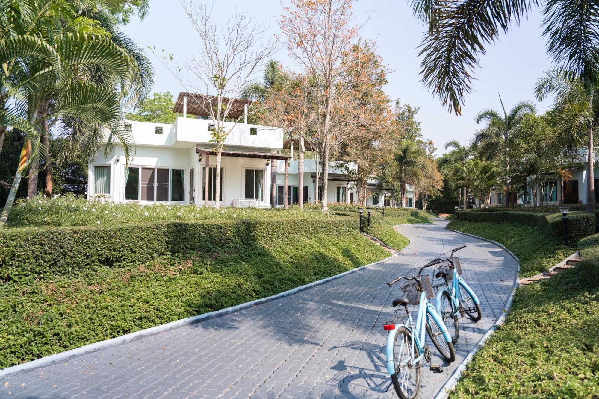 Villa Reina Resort ノンナムデン エクステリア 写真