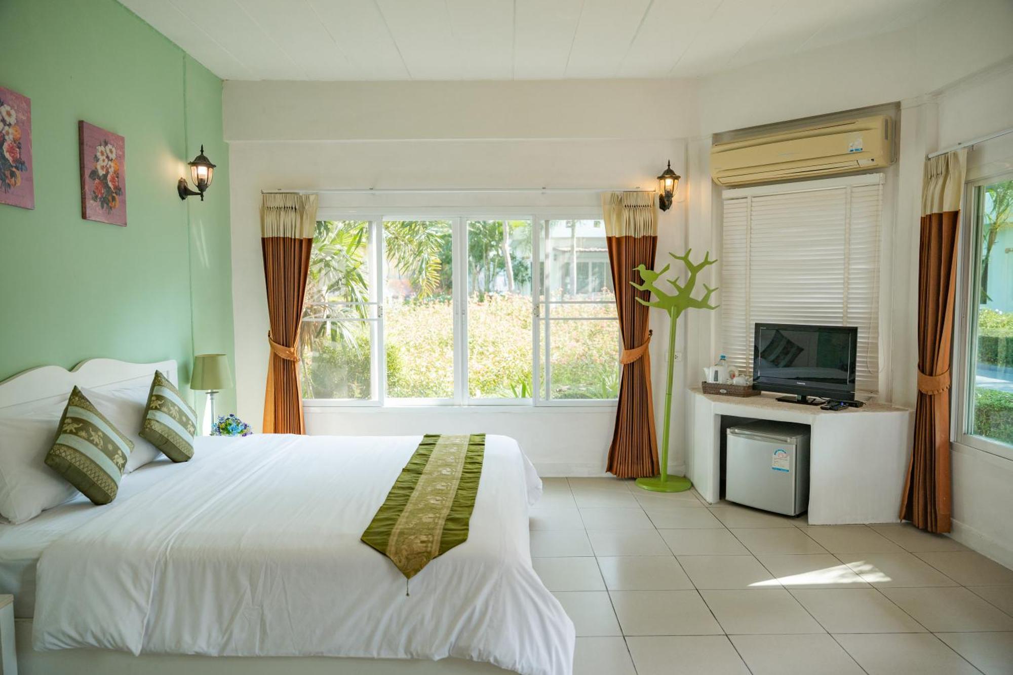 Villa Reina Resort ノンナムデン エクステリア 写真